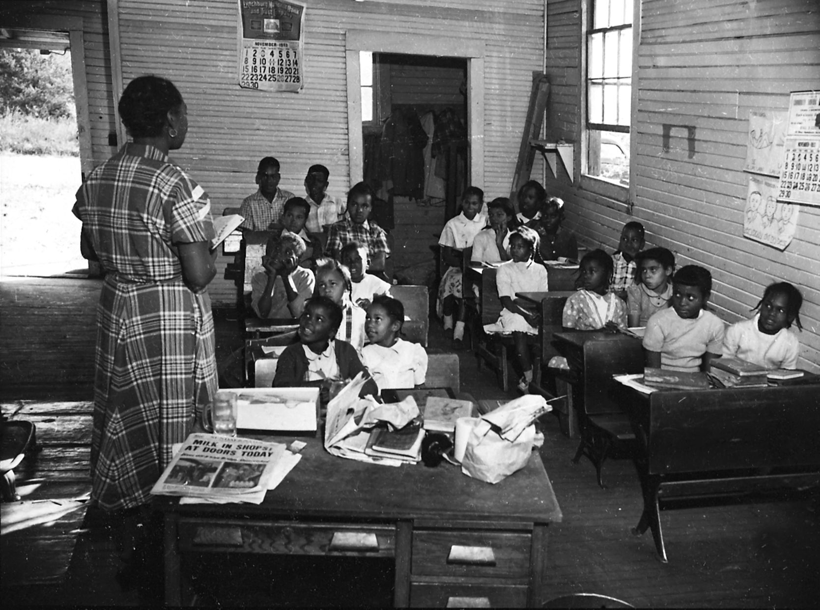 1953-11-19 St Domingo school 1